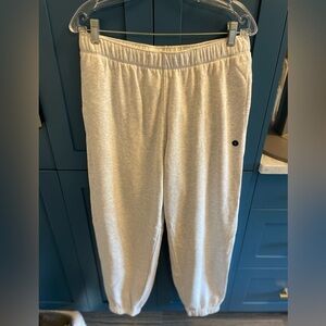 NWT Hollister Women’s L Large Long Sweatpants Light Grey Pockets